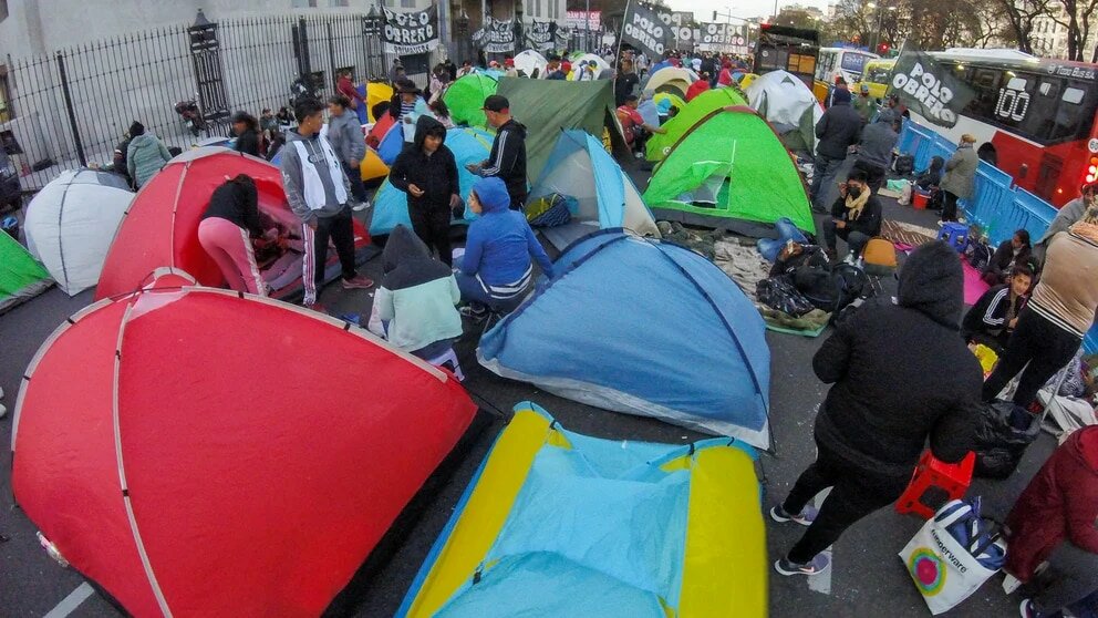 piquete piqueteros acampe 9 de julio